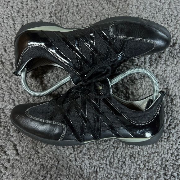 Geox Respira Sneakers Womens US8 Eur 38 Black Leather Tennis Shoes - Picture 7 of 11